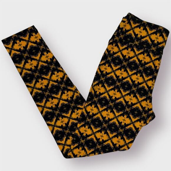 LuLaRoe Pants - LuLaRoe Black Gold Pittsburgh Team Colors Printed Leggings Women's One Size OS